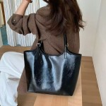 Large capacity tote bag